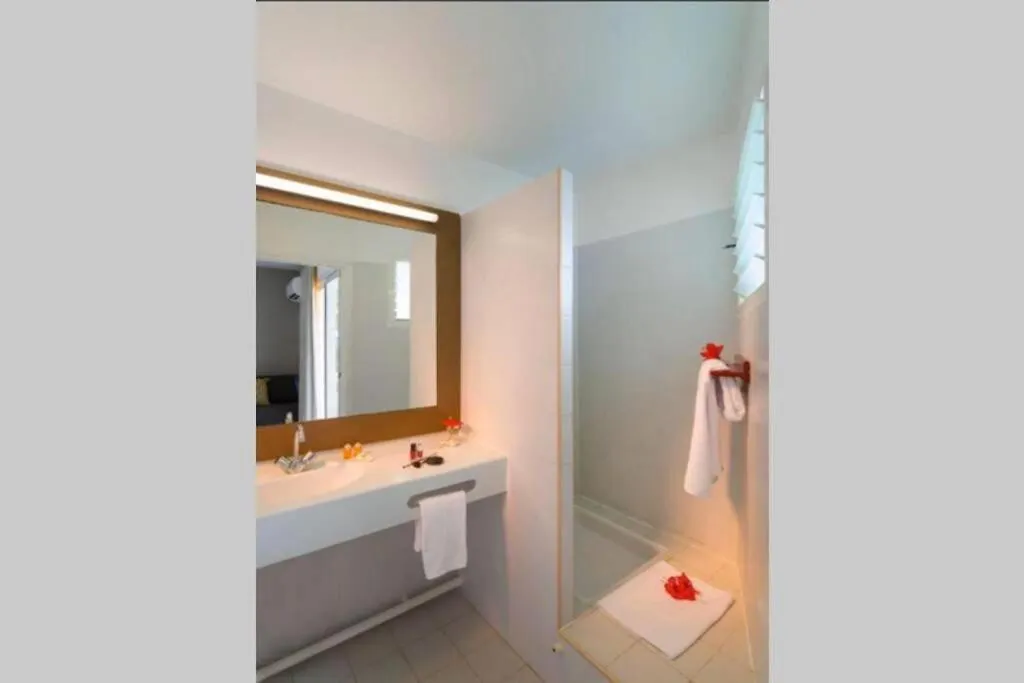 Studio Lux Kevy Manganao Vue Sur Mer, Piscine & Plage Privee Belle-Allee Apartment
